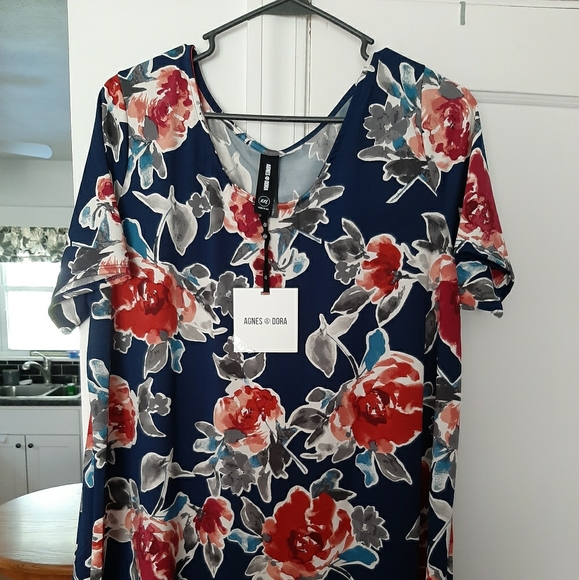 Agnes & Dora Floral Top - Picture 1 of 1